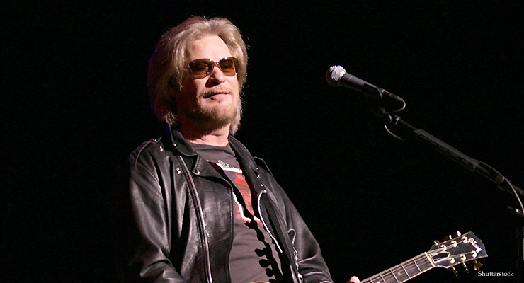 Daryl Hall of music group Hall & Oates perform at the Beacon Theatre on December 5, 2010 in New York City. (Credit: Shutterstock)